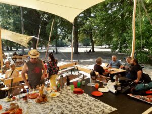 Picknick-Buffet im Kukoon