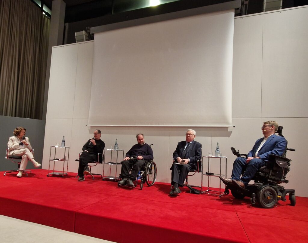 Von links auf dem Bild: Antje Grotheer, Jürgen J. Köster, Florian Grams, Friedrich Bulrich und Arne Frankenstein